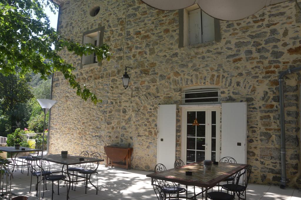 Domaine De La Carriere Sumène Exterior foto