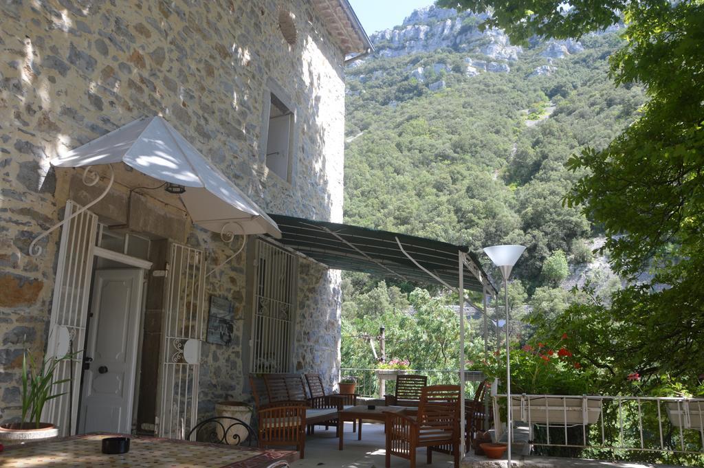 Domaine De La Carriere Sumène Exterior foto